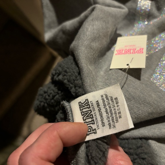 PINK by Victoria's Secret Gray Graphic Hoodie - Picture 4 of 6